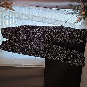 Back and white strapless Romper